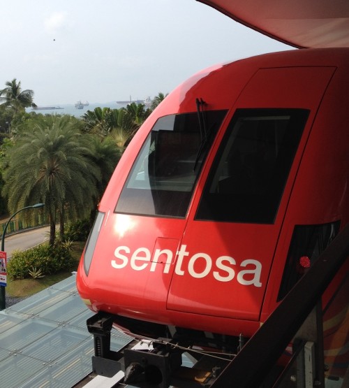 Souprava Sentosa Express