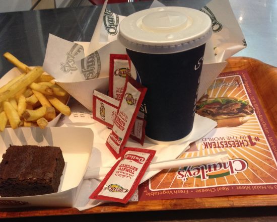 Občerstvení-zakoupené-za-voucher-v-Dubaji-při-mezipřistání