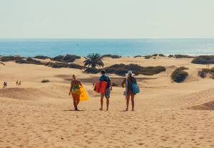 Pláž na Kanárských ostrovech