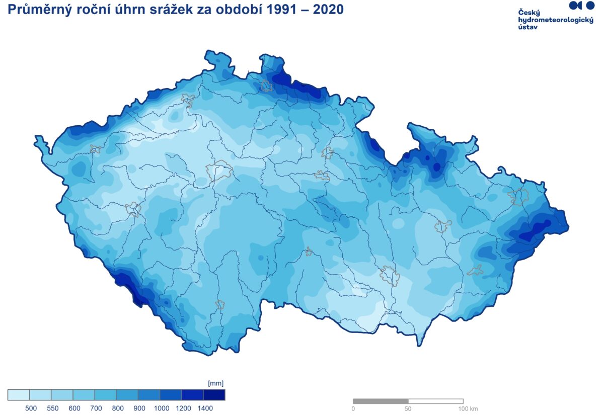 Průměrný úhrn srážek v České republice za posledních 20 let mapa